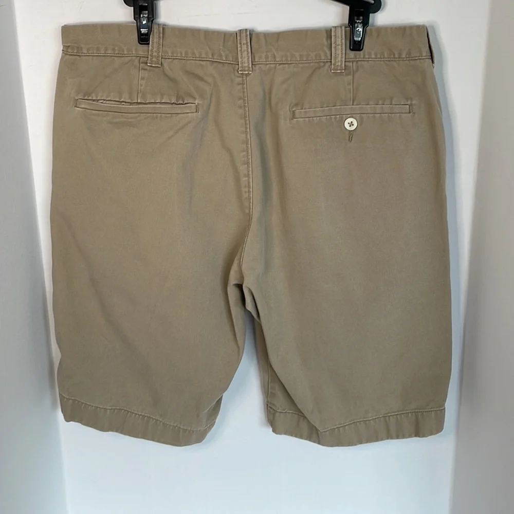 JCrew Rivington khaki shorts men’s size 35W